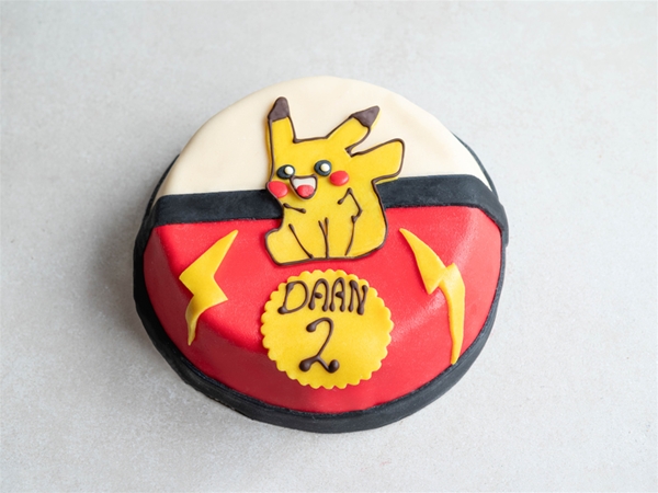 Marsepeintaart Pikachu