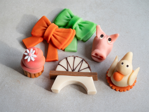 Marsepeinen figuurtjes